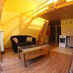 Garden Z Ogrodem I Przyjazne Dla Zwierzat, * Raciborz